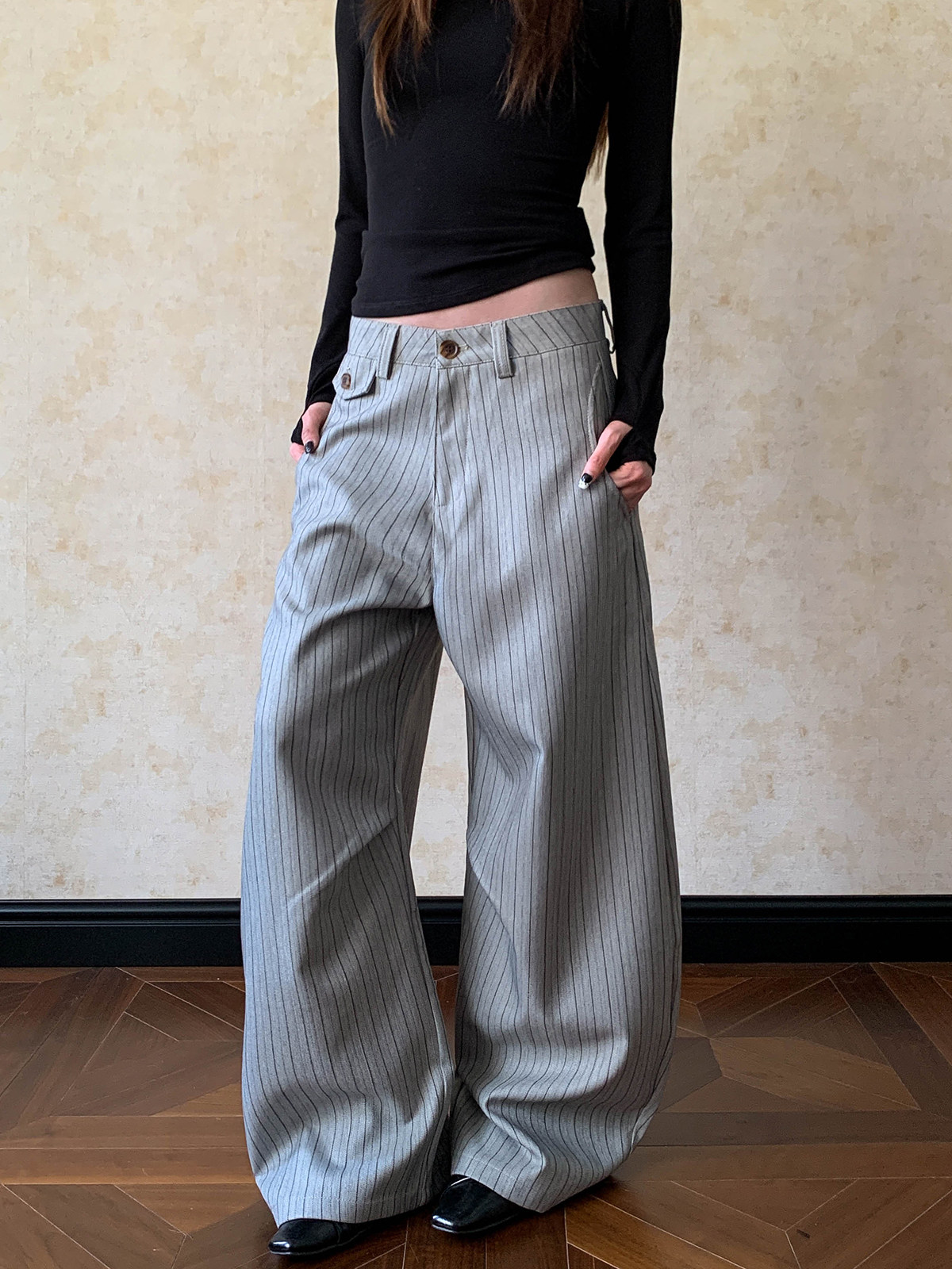 Tailored Trouser Wide - Amerikanischer Street-Style: Herren- und Damen-Faltenhose mit