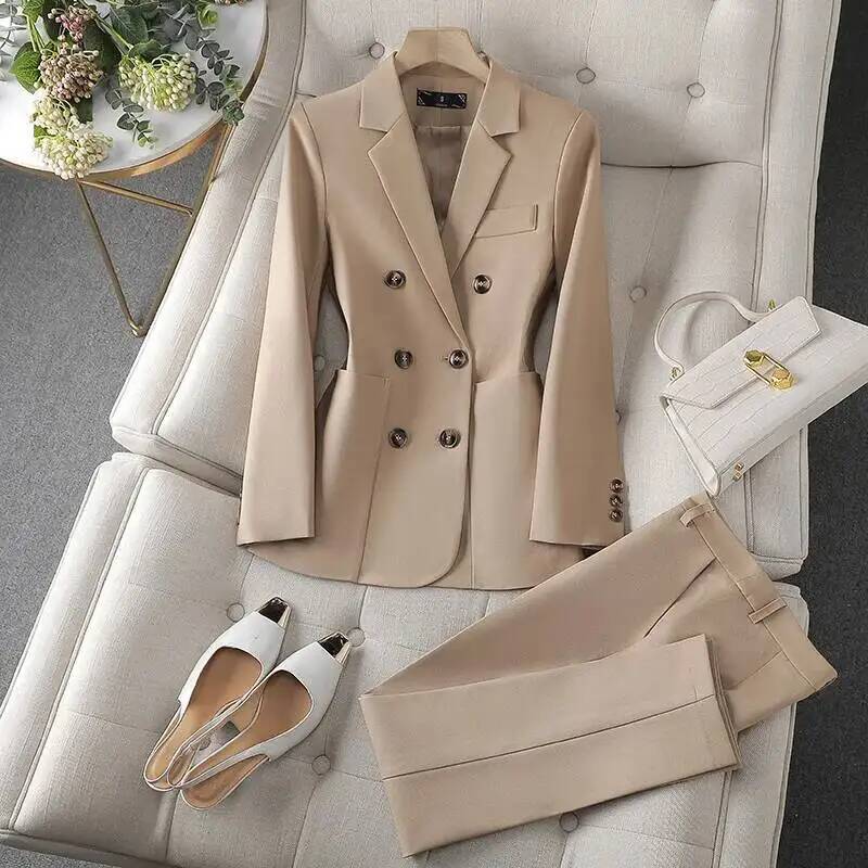 Formelle Damen-Business-Anzüge – Formal Winter Wear Women Jacket Bewertung und Preis